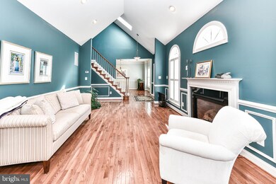 25659 Tremaine Terrace, Chantilly, VA 20152 - photo 5