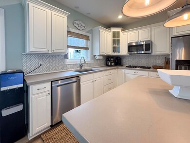 6370 Saddle Ridge COURT-56