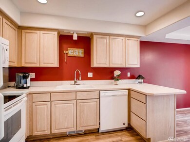 1025 90th St SW unit 8, Everett, WA 98204 - photo 6