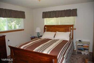 2511 W Yakima Ave, Yakima, WA 98902 - photo 7