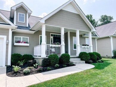 5570 Treeline Dr, Columbus, IN 47201 - photo 2