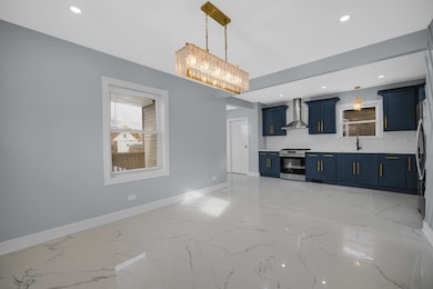 9356 S Manistee Ave, Chicago, IL 60617 - photo 4