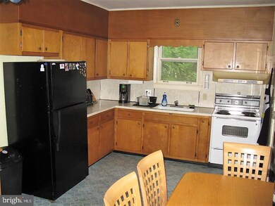 339 Grape St, Hammonton, NJ 08037 - photo 6