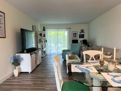 323 Leeward Ln unit 204, Fort Pierce, FL 34949 - photo 2