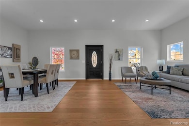 1017 Elm St, Wyandotte, MI 48192 - photo 5