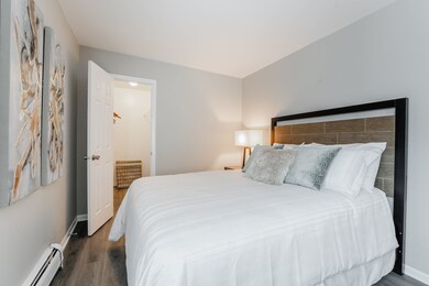 10023 Holly Ln unit 2N, Des Plaines, IL 60016 - photo 7