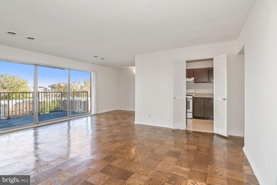 2618 Redcoat Dr unit 186-2C, Alexandria, VA 22303 - photo 3