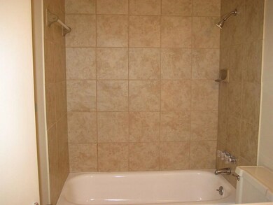 1315 Twin Falls Rd, Houston, TX 77088 - photo 5