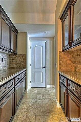 Butler's pantry