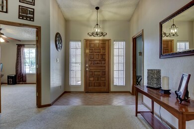 758 N 39th Way-8