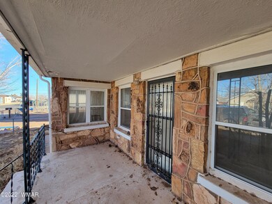 217 E Oak St, Winslow, AZ 86047 - photo 7