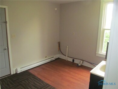 Utility Room /  Rear Entry