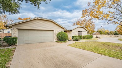 3716 Indian Creek Trail, Granbury, TX 76049 - photo 2