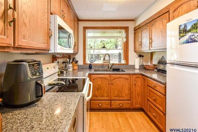 23696 Harris Rd, Philomath, OR 97370 - photo 6