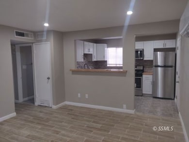 Living onto kitchen