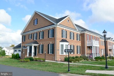 23001 Chertsey St, Ashburn, VA 20148 - photo 4