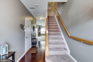 2587 Running Wolf Trail, Odenton, MD 21113 - photo 3