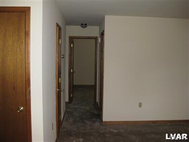 3306 Nicholas Ct, Easton, PA 18045 - photo 6