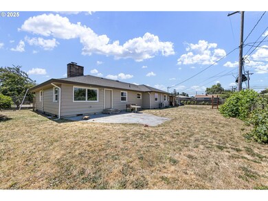 2114 Centennial Blvd, Springfield, OR 97477 - photo 7