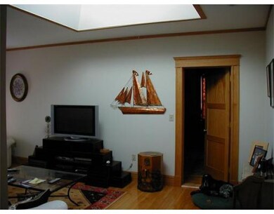 145 Longwood Ave unit 3, Brookline, MA 02446 - photo 5