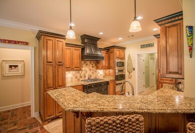 317 Goose Pointe Kitchen (1)