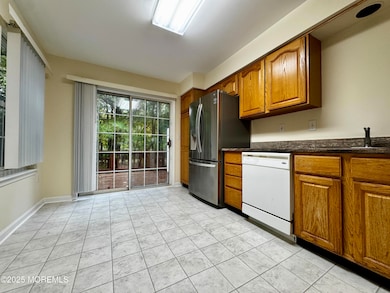 28 Alpine Rd unit 177, Holmdel, NJ 07733 - photo 6