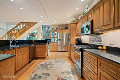 915 N River Rd, Algonquin, IL 60102 - photo 2