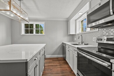 3 Zabriskie Dr unit E, Newburyport, MA 01950 - photo 3