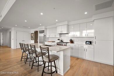 OneLakeside1203-7