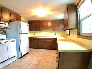 39 Gates Ave, Hudson, MA 01749 - photo 2