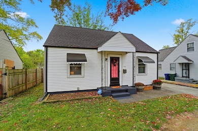 775 E Weber Rd, Columbus, OH 43211 - photo 2