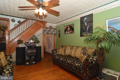 1246 N 11th St, Reading, PA 19604 - photo 5