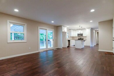 5324 Switzer St, Shawnee, KS 66203 - photo 4