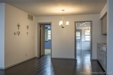 1033 E Thompson Ave, Sapulpa, OK 74066 - photo 6