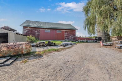 14213-180thAve-LeRoy-54