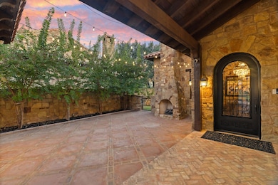 102 Estrella, Horseshoe Bay, TX 78657 - photo 4