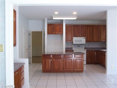 Kitchen - Kichen with pantry, lots of cabinets, bu
