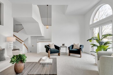 571 Boylston St, Brookline, MA 02445 - photo 3