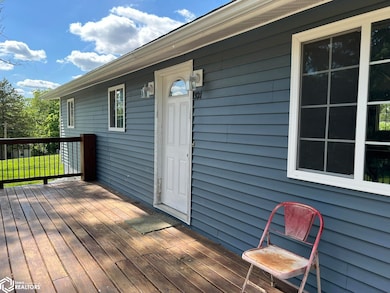 321 W Clay St, Osceola, IA 50213 - photo 2