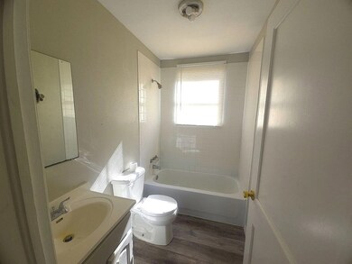 405 24th St SE, Paris, TX 75460 - photo 5