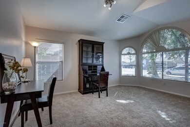 2472 E Kempton Rd-8