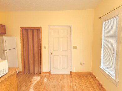 658 School St unit 3, Webster, MA 01570 - photo 6