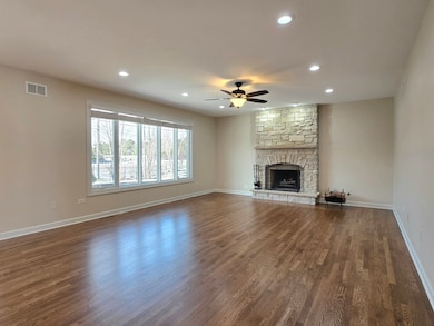 unlisted-address, Mokena, IL 60448 - photo 6