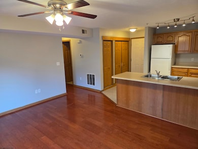 134 Creekside Dr, Morgantown, WV 26508 - photo 7