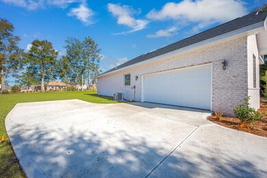 4-web-or-mls-107 Winchester Way Exterior