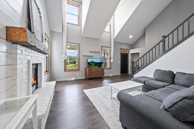 1379 Graystone Ct, de Pere, WI 54115 - photo 5