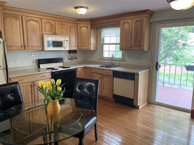 8 Riversedge Dr unit 8, Milford, NH 03055 - photo 4