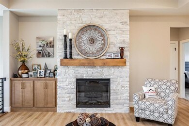 3008 Prairielight Ct, Cedar Rapids, IA 52411 - photo 6