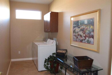 19948 N Half Moon Dr, Surprise, AZ 85374 - photo 7