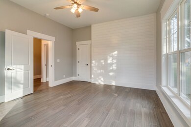 107 Portland Blvd, Portland, TN 37148 - photo 7